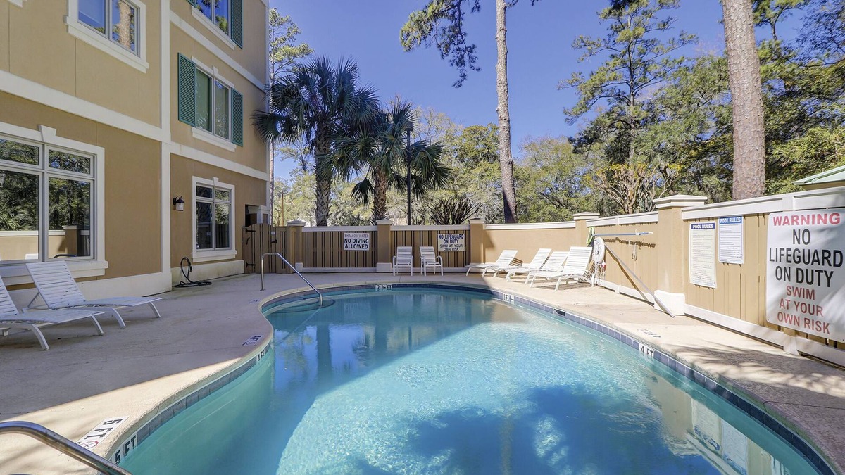 Folly Field Villa | Sunset Rentals | Sandcastle Plaza 2B