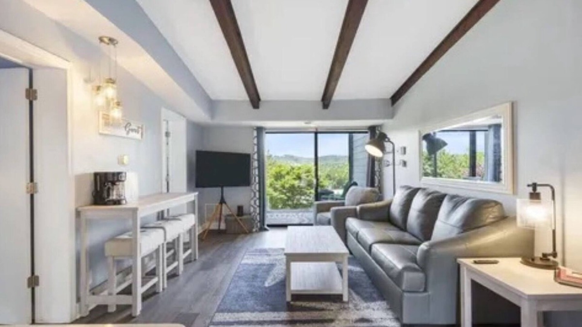 Kimberling City Condo | Sunset Retreat at Kimberling City - pet friendly, ground floor condo, lake view