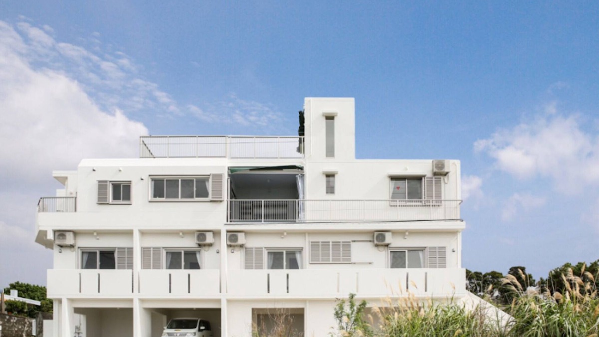 Itoman House | SUNSET - Seaman/Itoman Okinawa