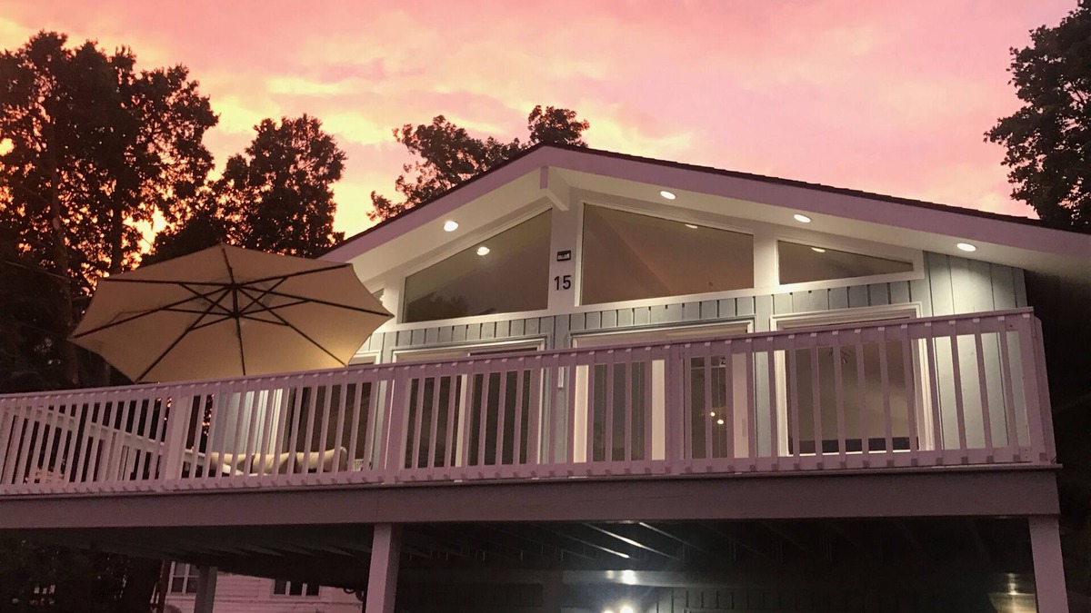 New London House | SUNSETS IN OCEAN BEACH PARK: 6 QUEEN BEDS W/1MIL DOLLAR VIEW OF ATLANTIC OCEAN!