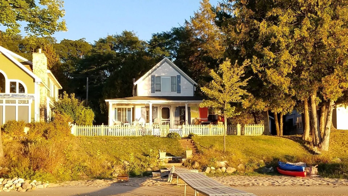 Alden Cottage | Sunsets & Private Sandy Beach Cottage on Torch Lake in Alden