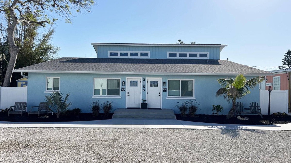 Grove City Condo | Sunsets, Seafood, and Serenity | Pet+Boat Friendly