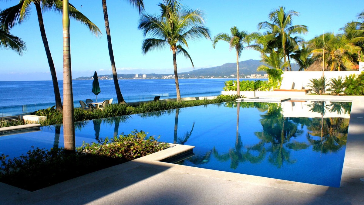 Bucerias Condo | Sunsets! Views! Lovely 2 Bedroom/2 Bathroom Beachfront Condo.
