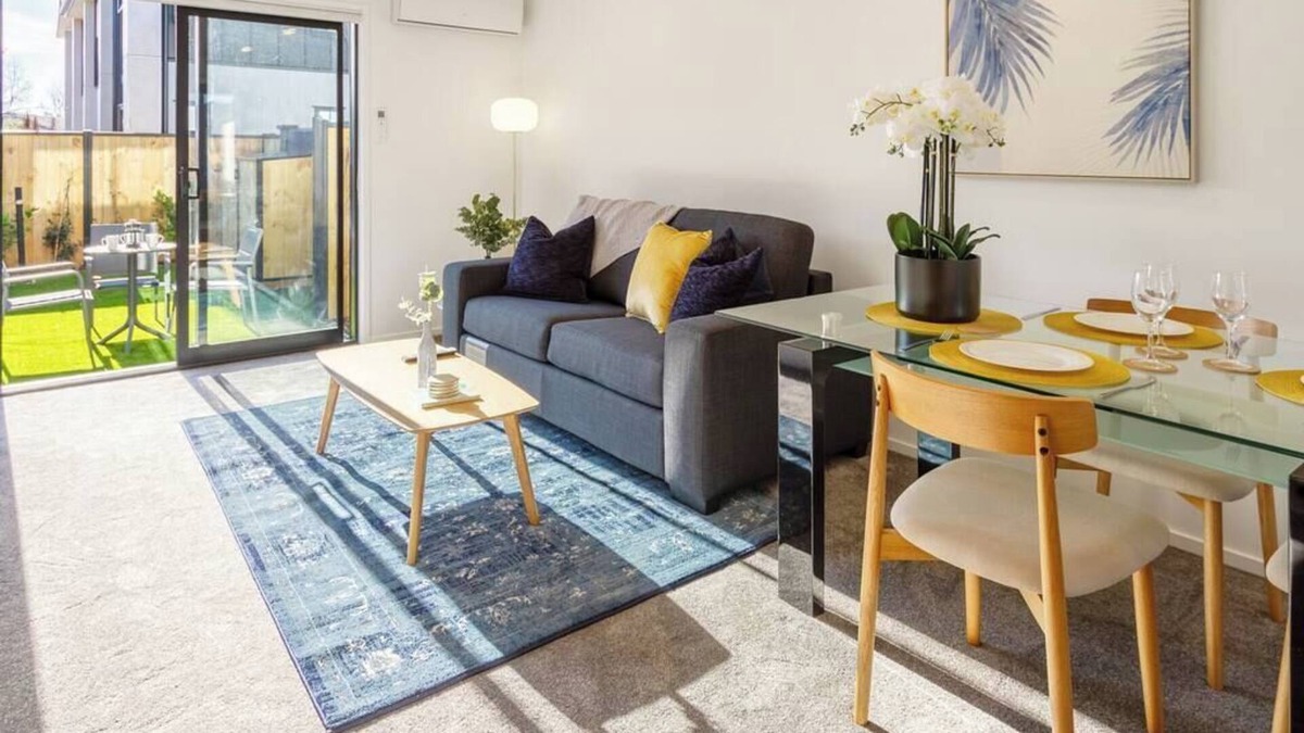 Upper Riccarton House | Sunshine Haven 1 bed 1 bath w/Study Nook