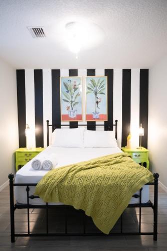 Edgewood Apartment | Sunshine Haven, Poolside Bliss, Disney, Game Room