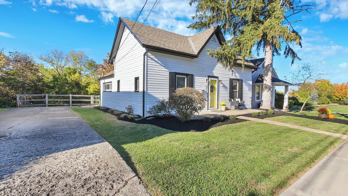 Mason House | Sunshine House in Mason, Beautiful Cozy Cottage