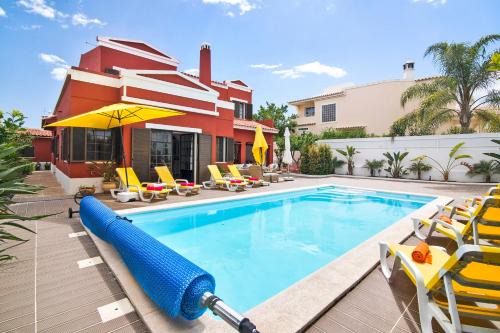 Gambelas Villa | Sunshine House