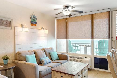 Daytona Beach Shores Hotel | Sunshine Serenity
