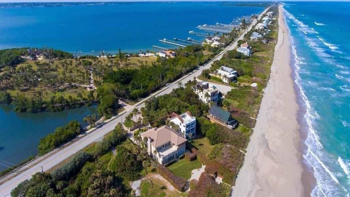 Ambersand Beach House | Sunspace-Sands Luxury Oceanfront Home