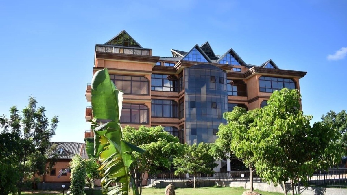 Murang'a County Hotel | Sunstar Resort