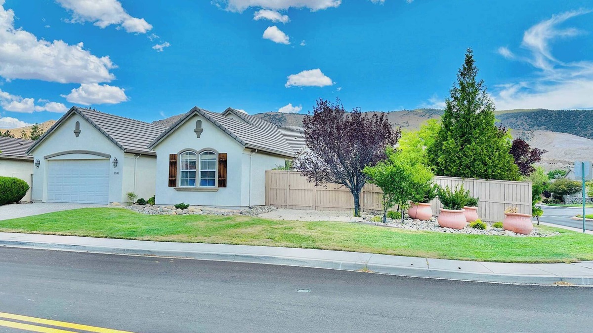 Reno House | Sunview House/Sleeps 16