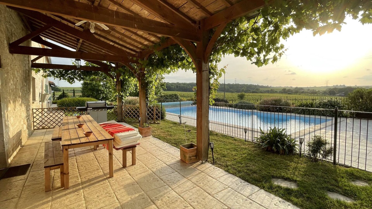 Les Leves-et-Thoumeyragues Villa | Superb property in the middle of the vineyards