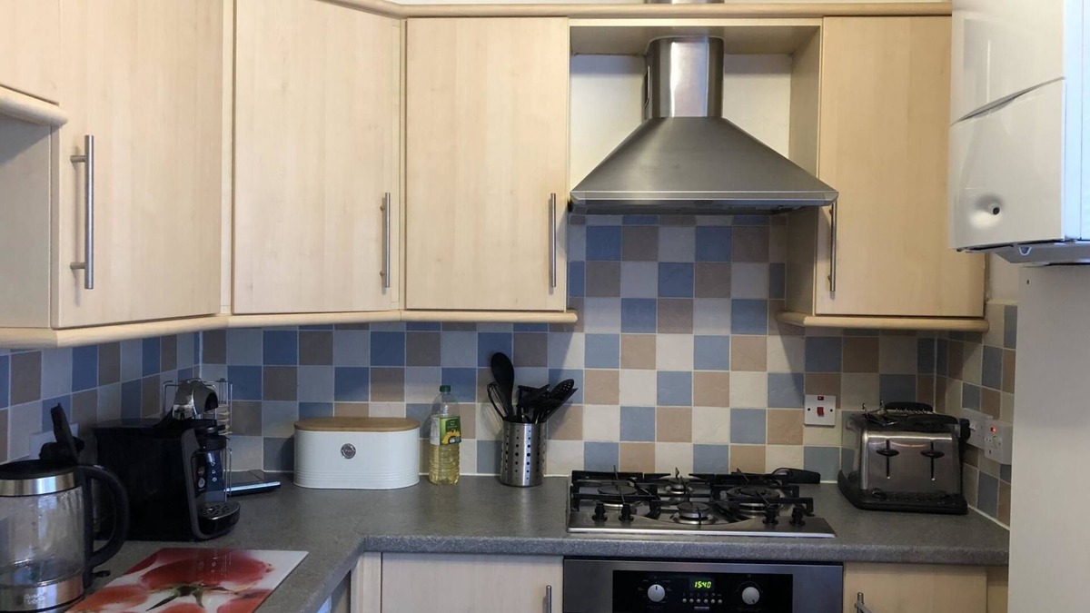 East Lothian House | Super 2 Bedroom Flat near Dalkeith Town Center