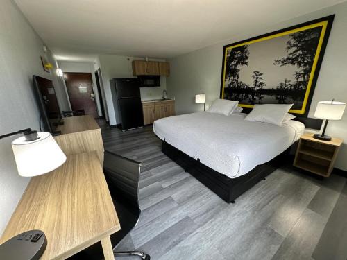 Alexandria Hotel | Super 8 by Wyndham Alexandria LA