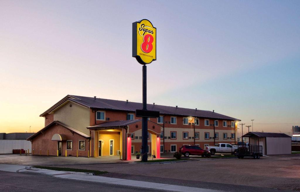 Amarillo Hotel | Super 8 by Wyndham Amarillo