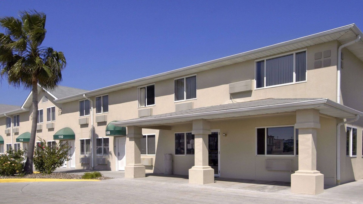 Aransas Pass Hotel | Super 8 by Wyndham Aransas Pass
