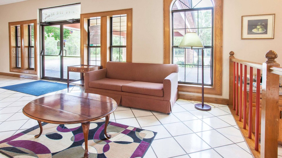 Atchison Hotel | Super 8 by Wyndham Atchison