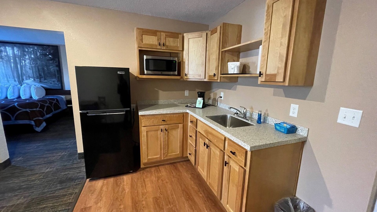 Bemidji Hotel | Super 8 by Wyndham Bemidji MN
