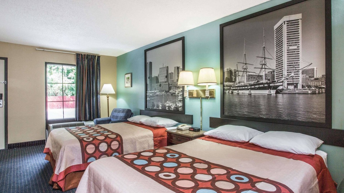Camp Springs Hotel | Super 8 by Wyndham Camp Springs/Andrews AFB DC Area