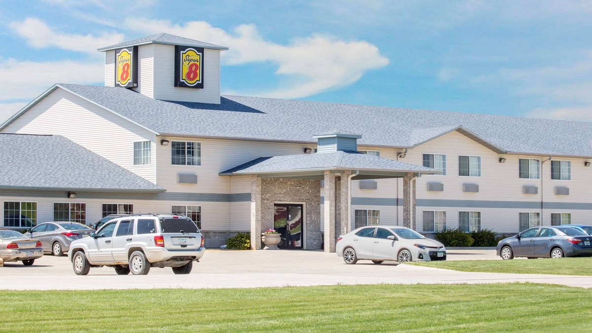 Carroll Hotel | Super 8 by Wyndham Carroll/East