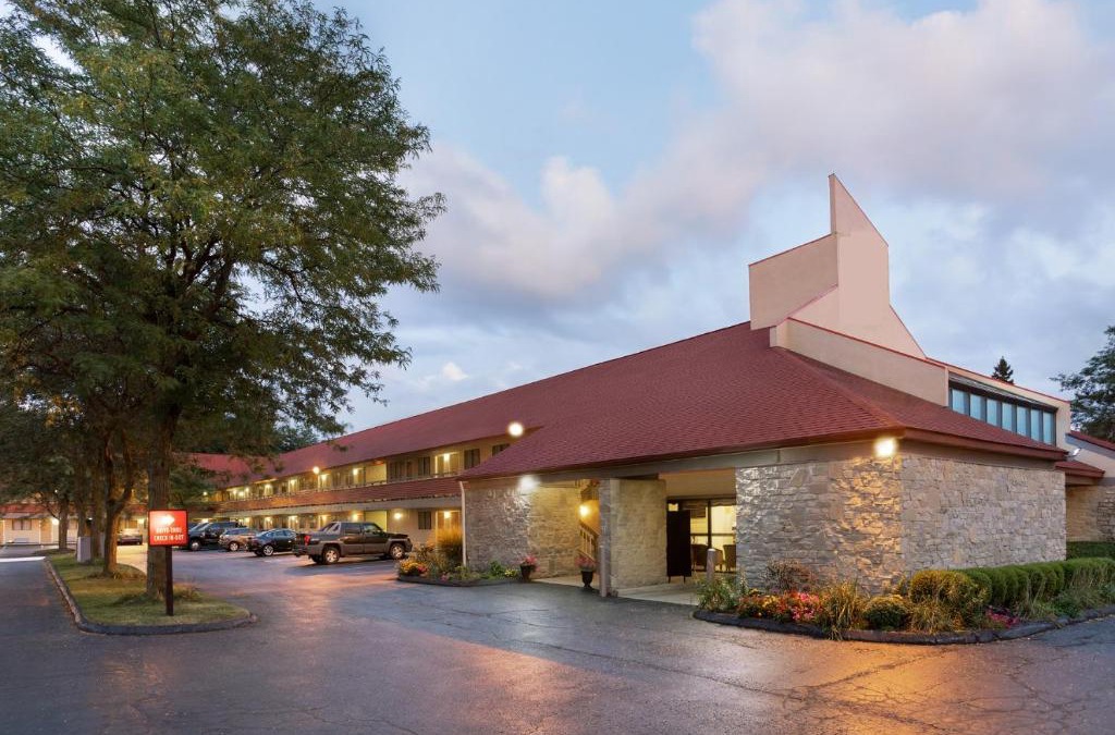 Findlay Hotel | Super 8 by Wyndham Findlay