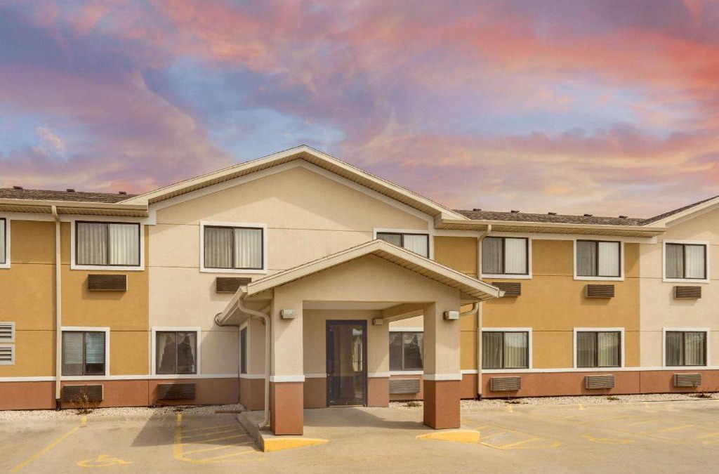 Fond du Lac Hotel | Super 8 by Wyndham Fond Du Lac