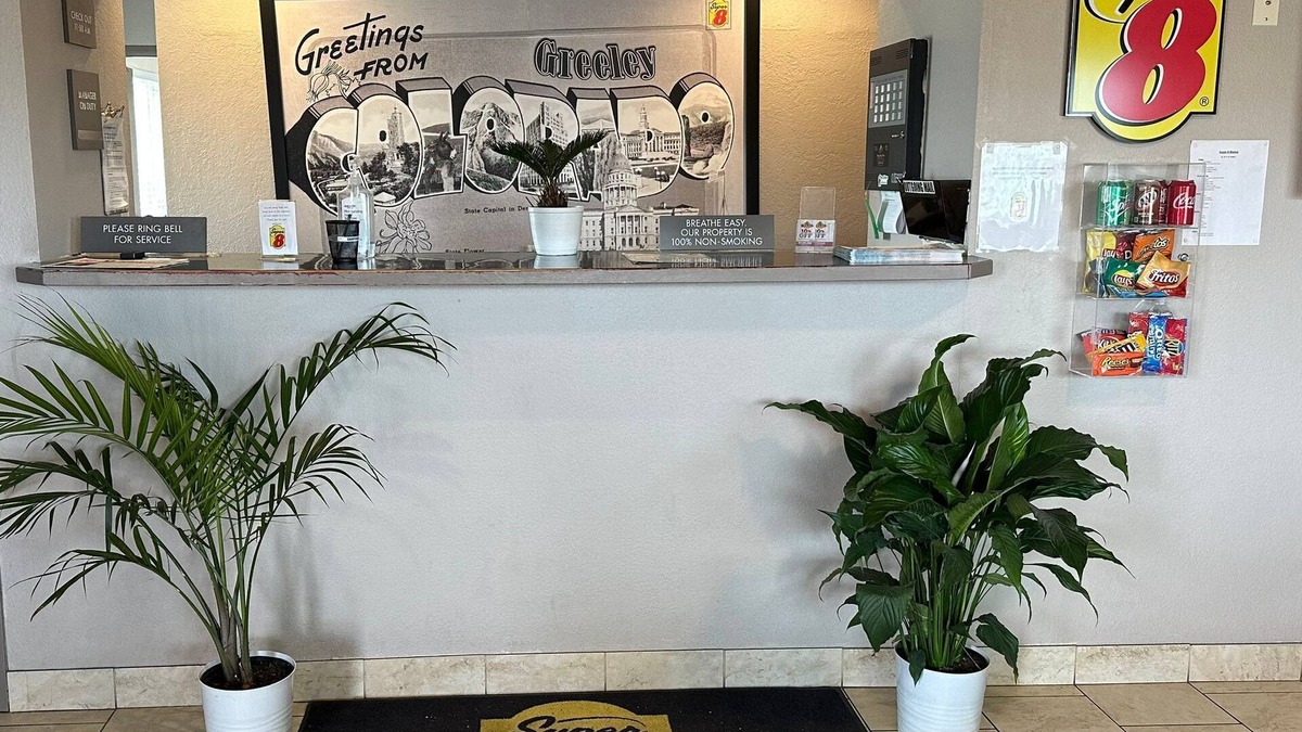 Greeley Hotel | Super 8 by Wyndham Greeley