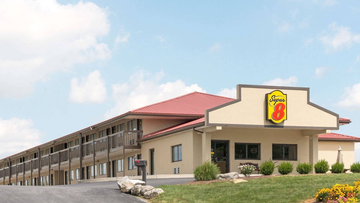 Greencastle Hotel | Super 8 by Wyndham Greencastle