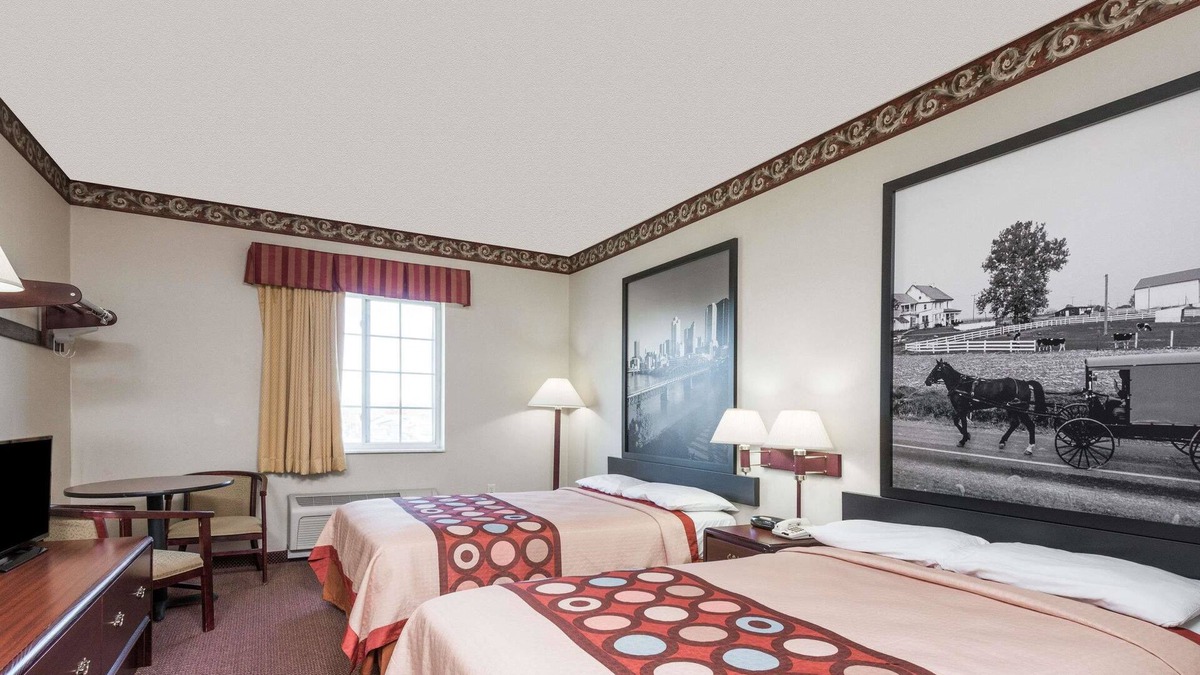 Harrisburg Hotel | Super 8 by Wyndham Harrisburg Hershey North