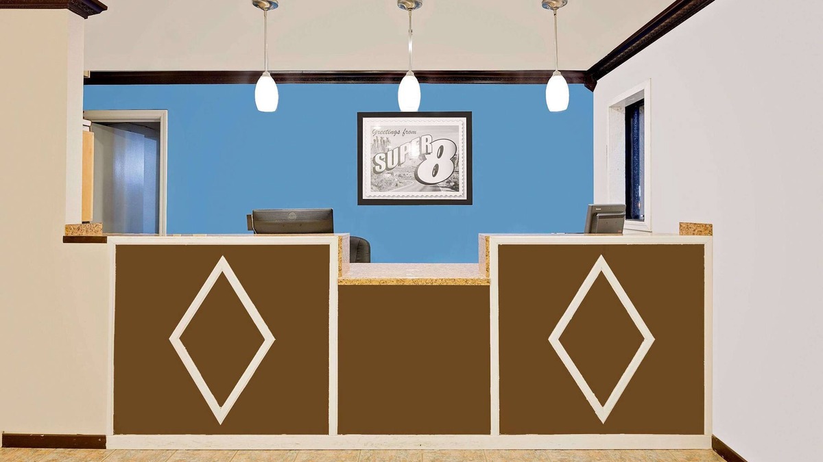 Hazen Hotel | Super 8 by Wyndham Hazen