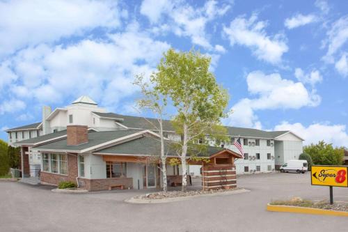 Helena Hotel | Super 8 by Wyndham Helena