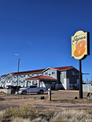 Holbrook Hotel | Super 8 by Wyndham Holbrook