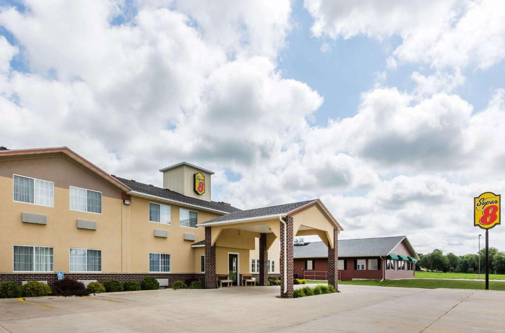 Ida Grove Hotel | Super 8 by Wyndham Ida Grove