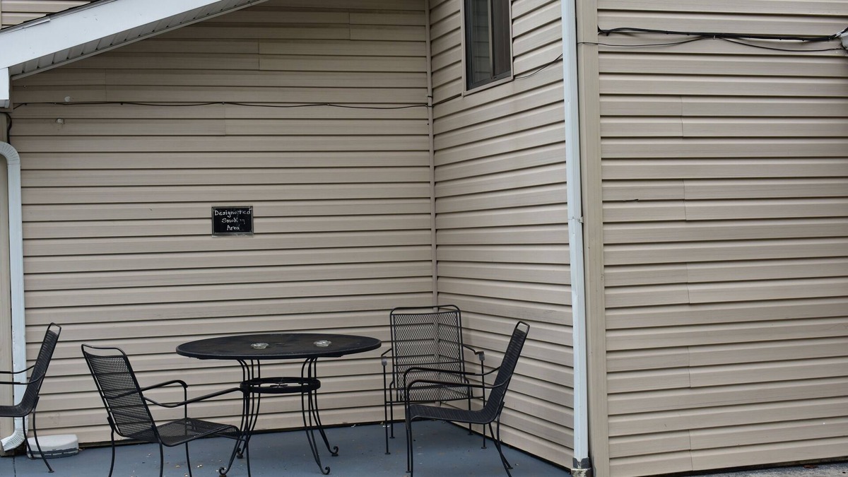 LaVale Hotel | Super 8 by Wyndham La Vale/Cumberland Area