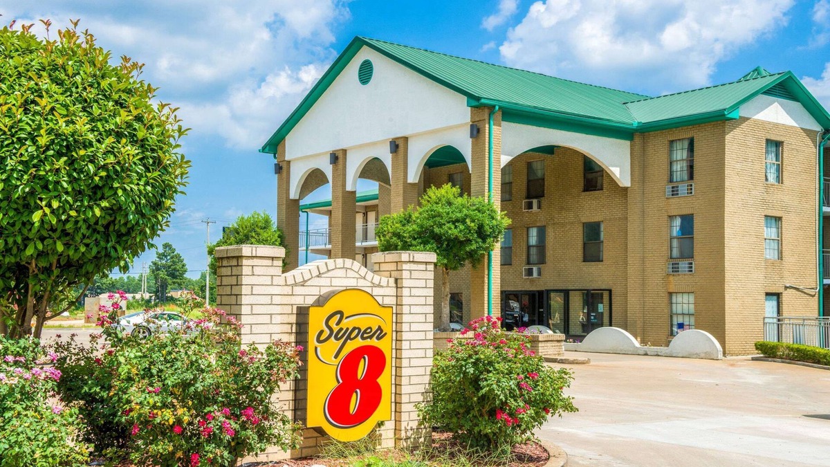 Lakeland Hotel | Super 8 by Wyndham Lakeland
