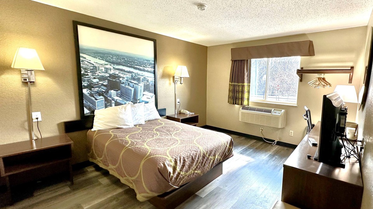 Latham Hotel | Super 8 by Wyndham Latham/Albany Airport