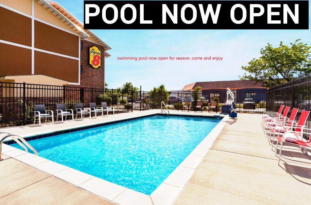Lenexa Hotel | Super 8 by Wyndham Lenexa Overland Park Area/Mall Area