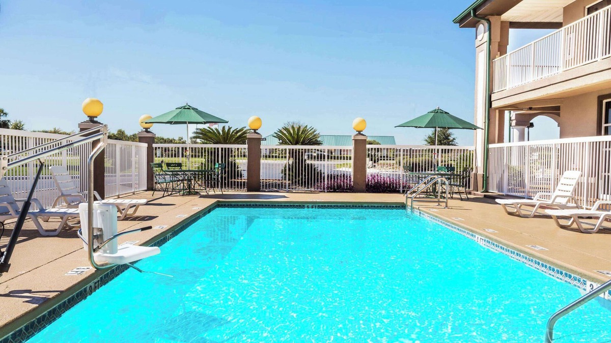 Marianna Hotel | Super 8 by Wyndham Marianna