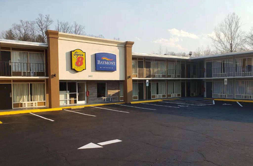Morganton Hotel | Super 8 by Wyndham Morganton