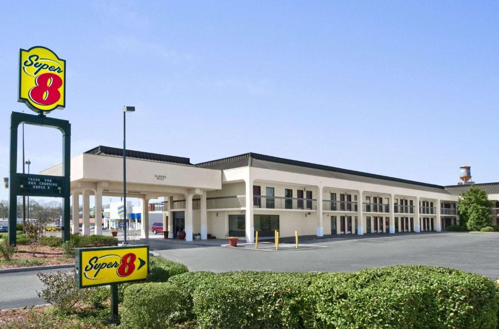 Oxford Hotel | Super 8 by Wyndham Oxford