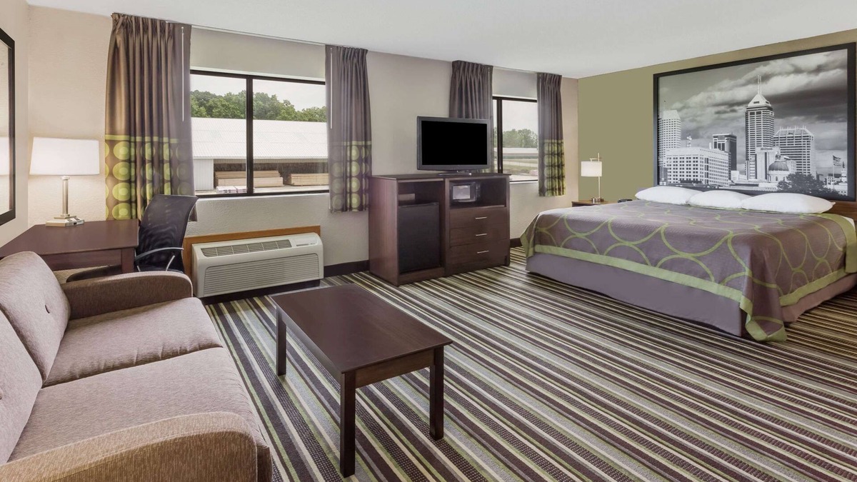 Plymouth Hotel | Super 8 by Wyndham Plymouth