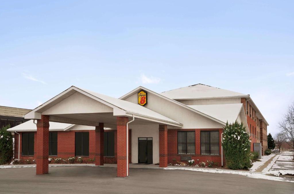 South Jordan Hotel | Super 8 by Wyndham S Jordan/Sandy/Slc Area