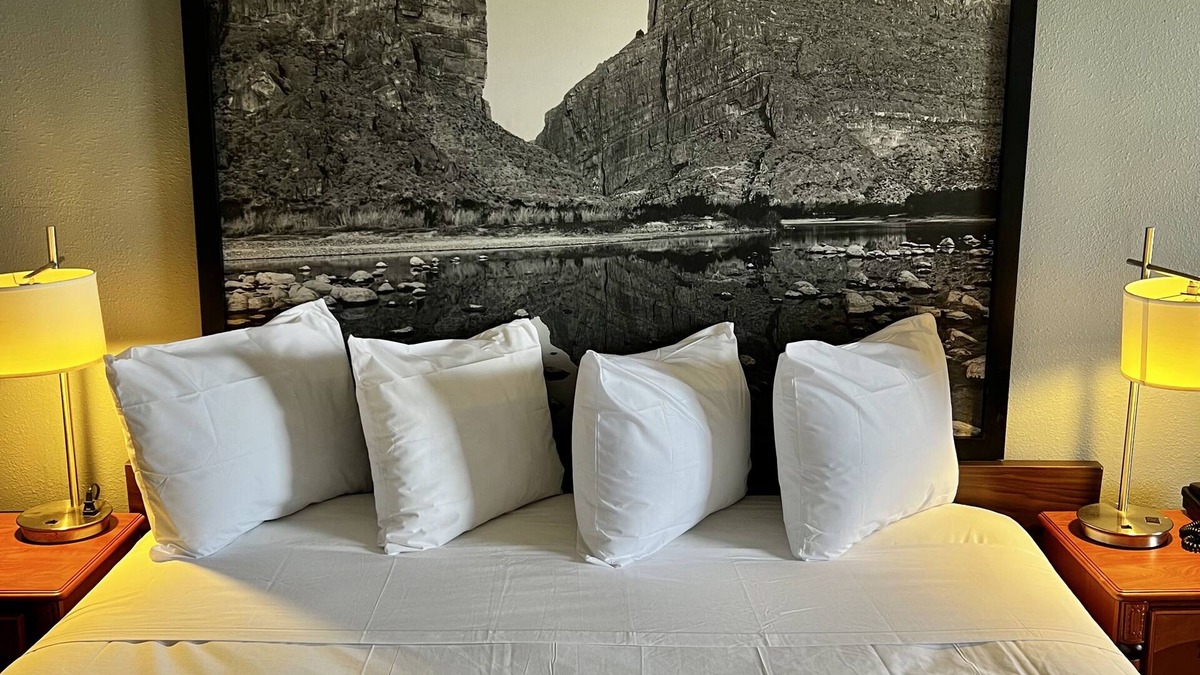 Sealy Hotel | Super 8 by Wyndham Sealy
