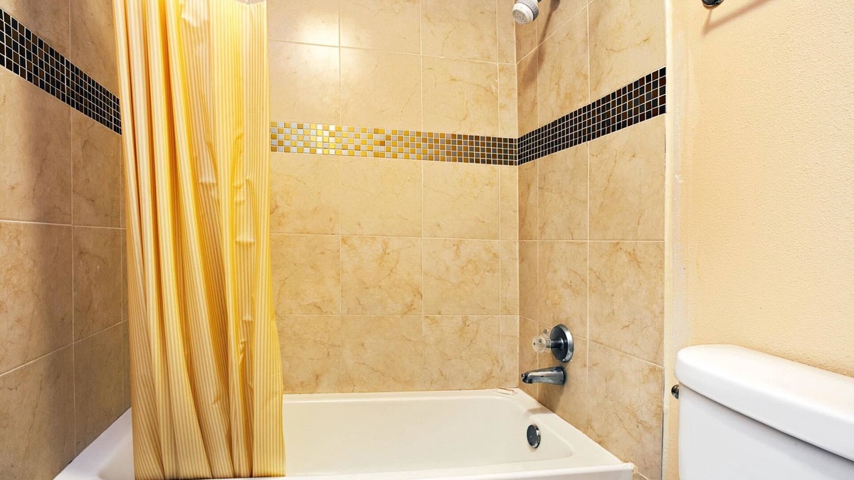 Terrell Hotel | Super 8 by Wyndham Terrell