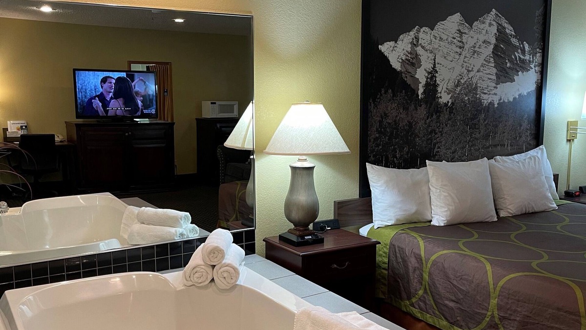 Trinidad Hotel | Super 8 by Wyndham Trinidad