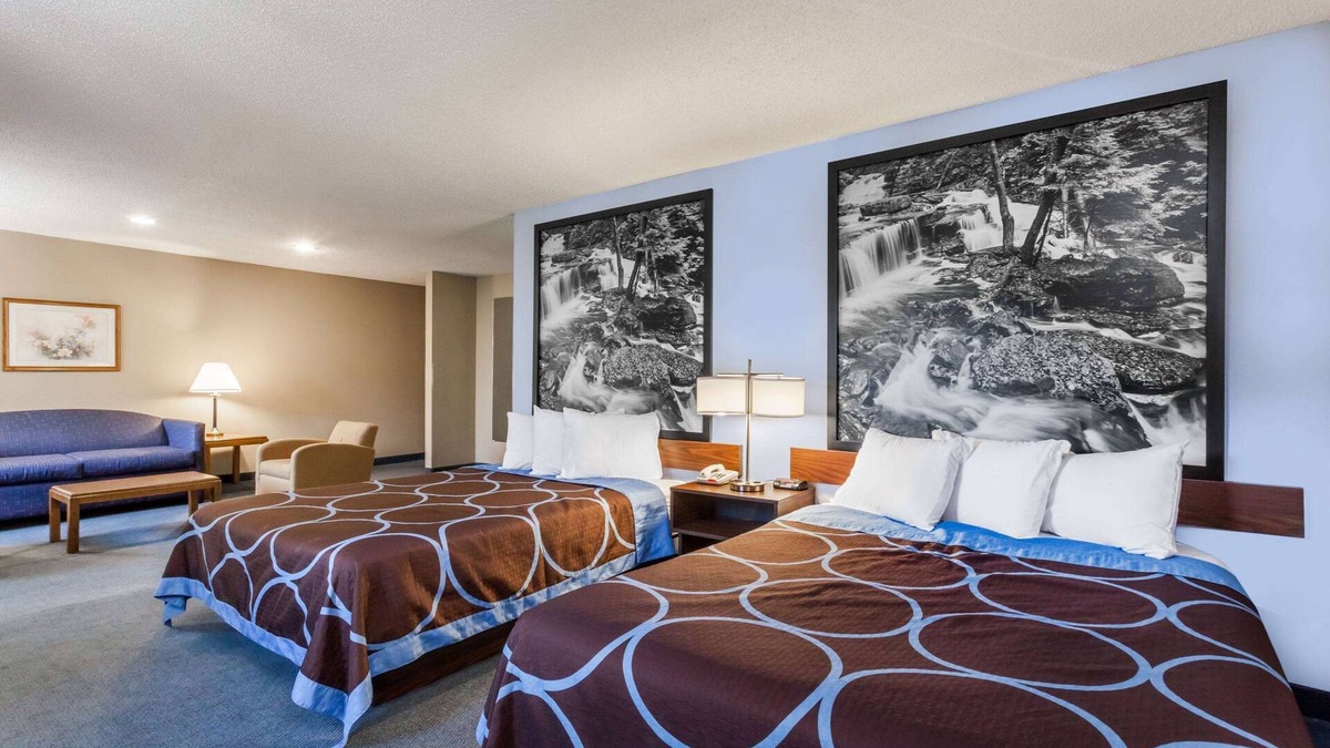East Stroudsburg Hotel | Super 8 by Wyndham East Stroudsburg/Poconos