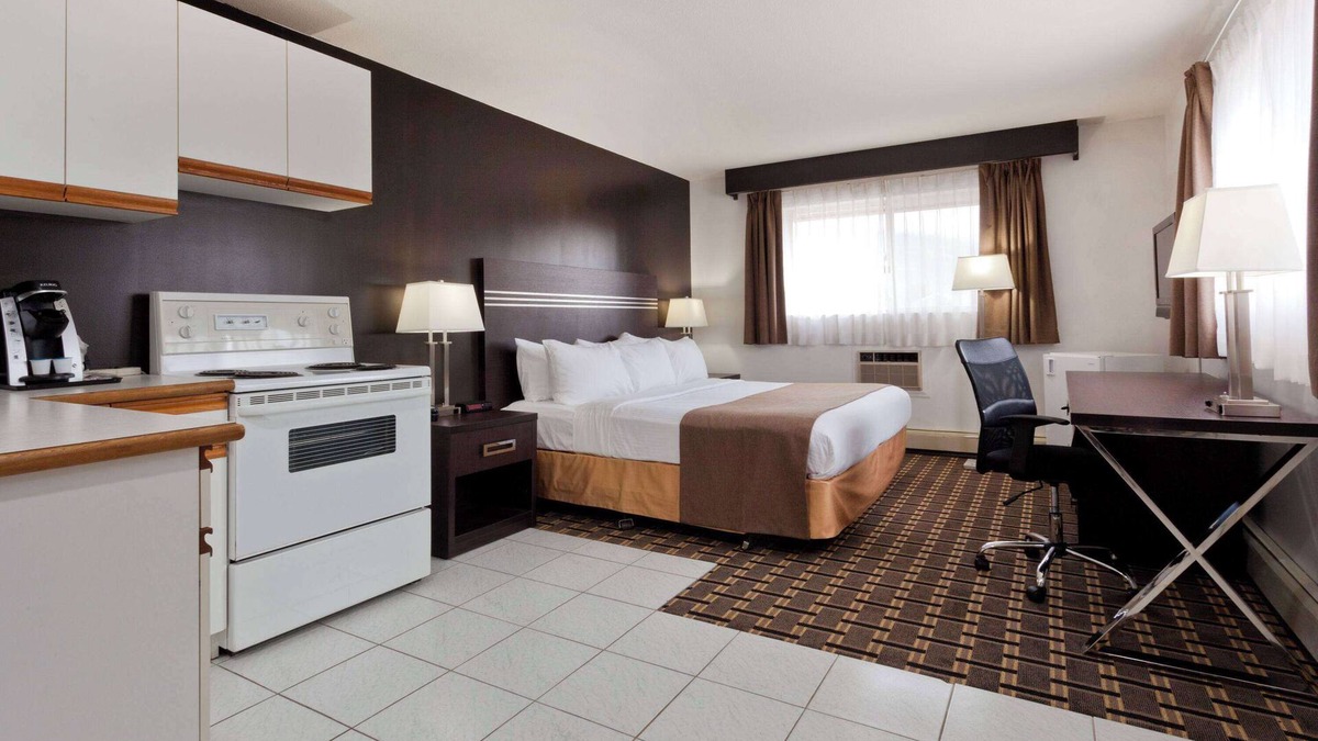 Valemount Hotel | Super 8 by Wyndham Valemount