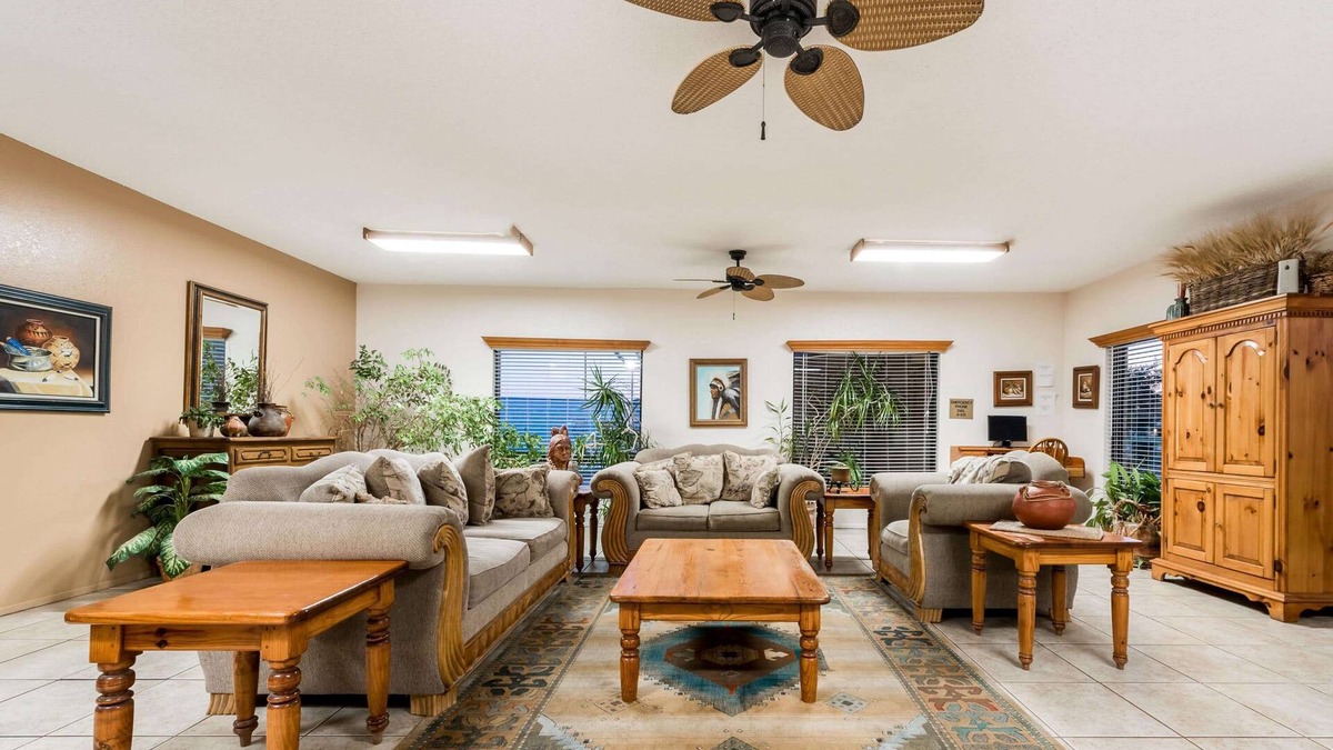 Woodway Hotel | Super 8 by Wyndham Waco/Mall area TX