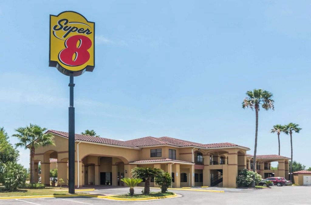 Weslaco Hotel | Super 8 by Wyndham Weslaco