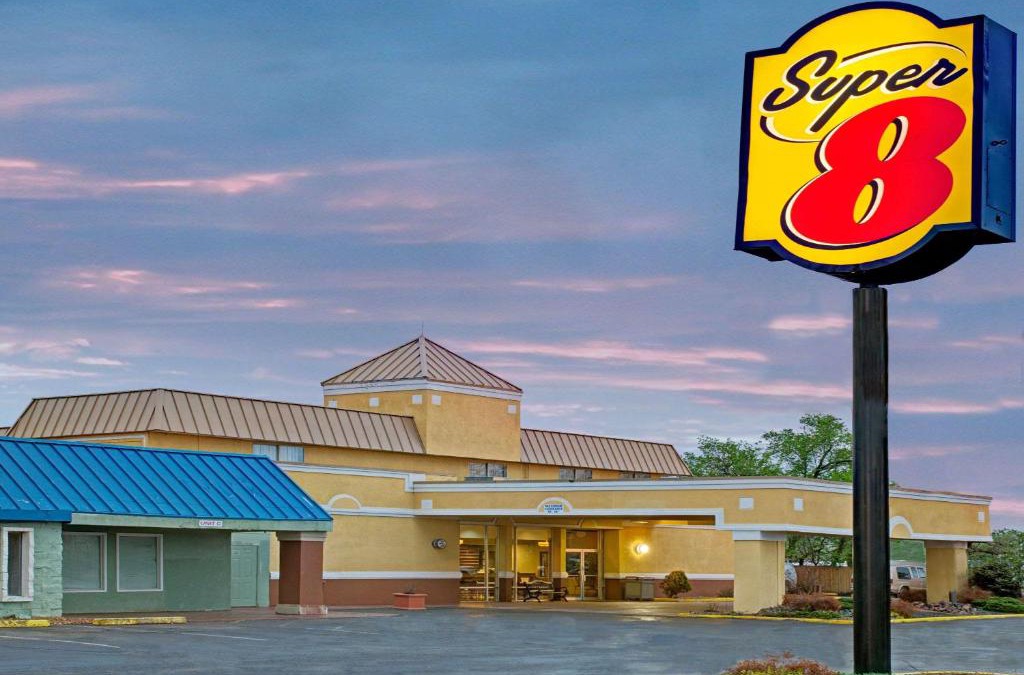 Kipling Hotel | Super 8 by Wyndham Wheat Ridge/Denver West